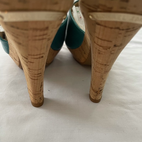 MICHAEL Michael Kors Platform Heels - Picture 5 of 5